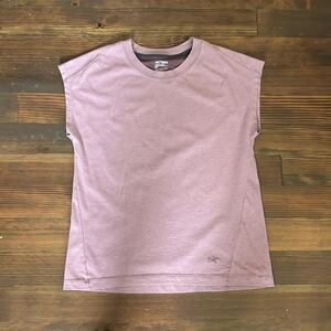 Arc’teryx Ardena Cap Sleeve Top Size Small Pink